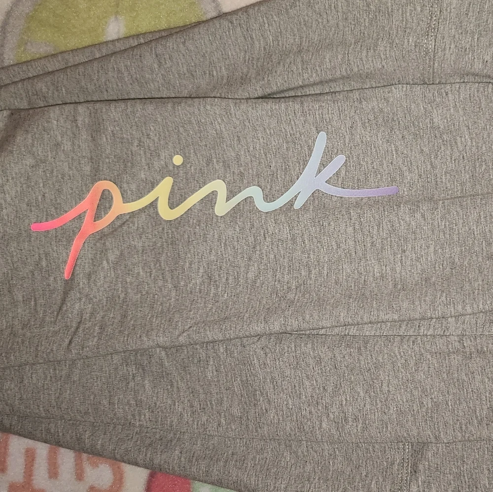 Pink Victoria Secret - Picture 6 of 16